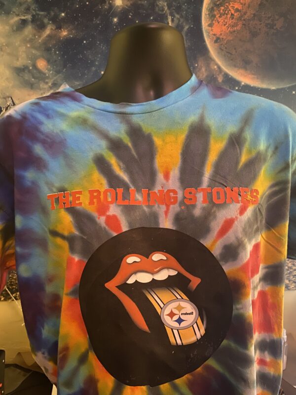 Rolling Stone Pittsburgh Steeler Tongue on Spiral Circle! XL - Image 2