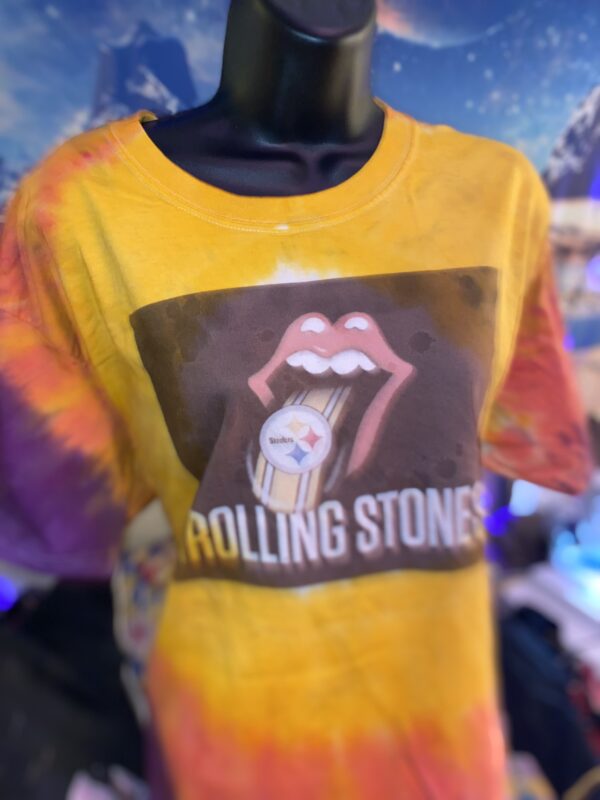 Mango Rolling Stones Tie Die - Image 5