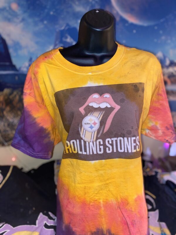 Mango Rolling Stones Tie Die